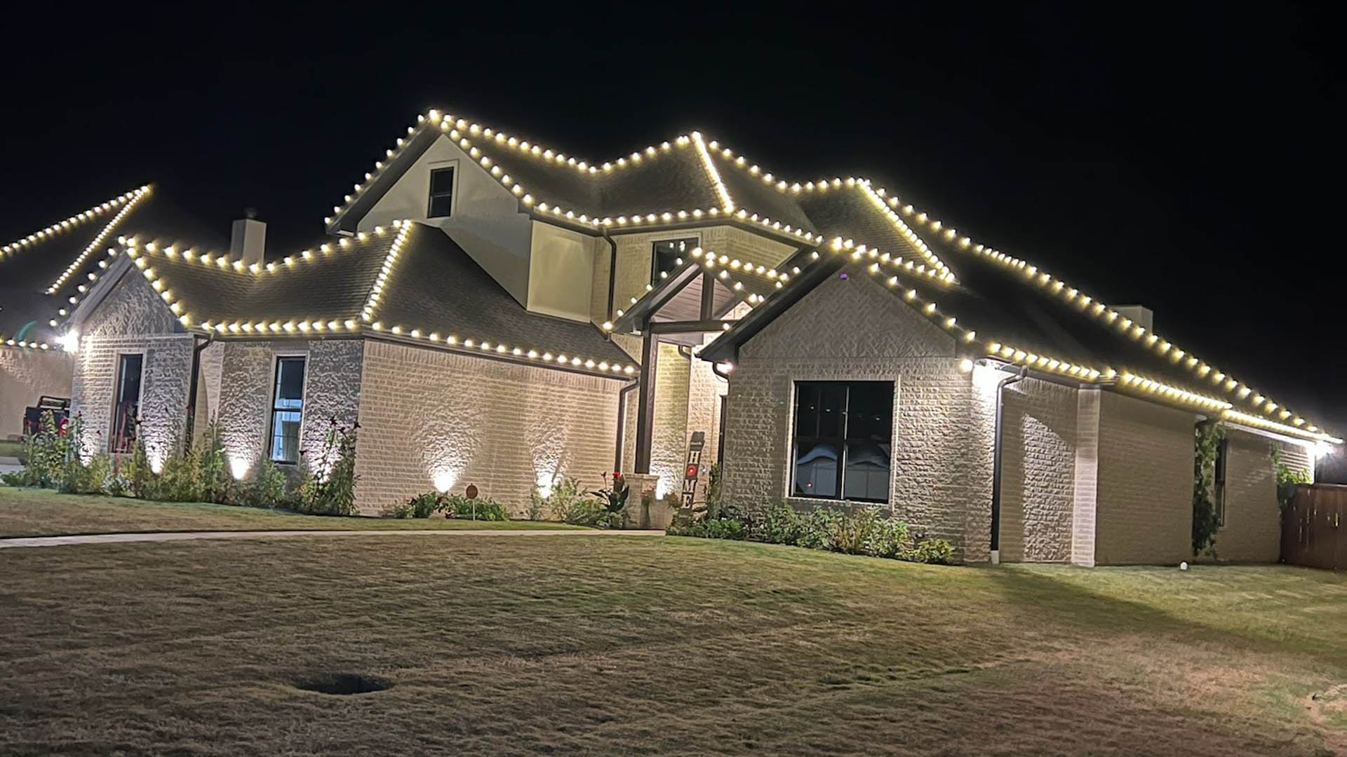 LongviewChristmasLightInstallation WebsitePhoto 29